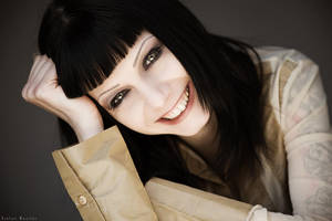 yes, I can laugh by Drastique-Plastique