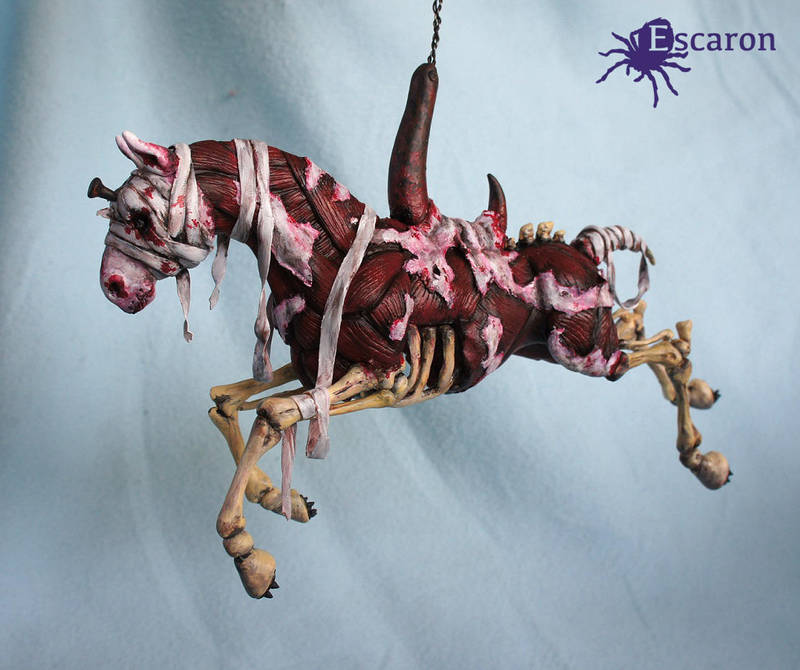 Silent (Hill) Carousel - Sculpture by Escaron