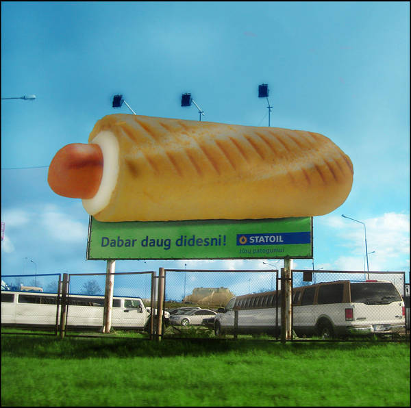 Hot dog by Effendacious