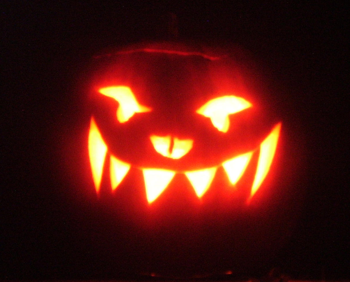 halloween by geezerdk