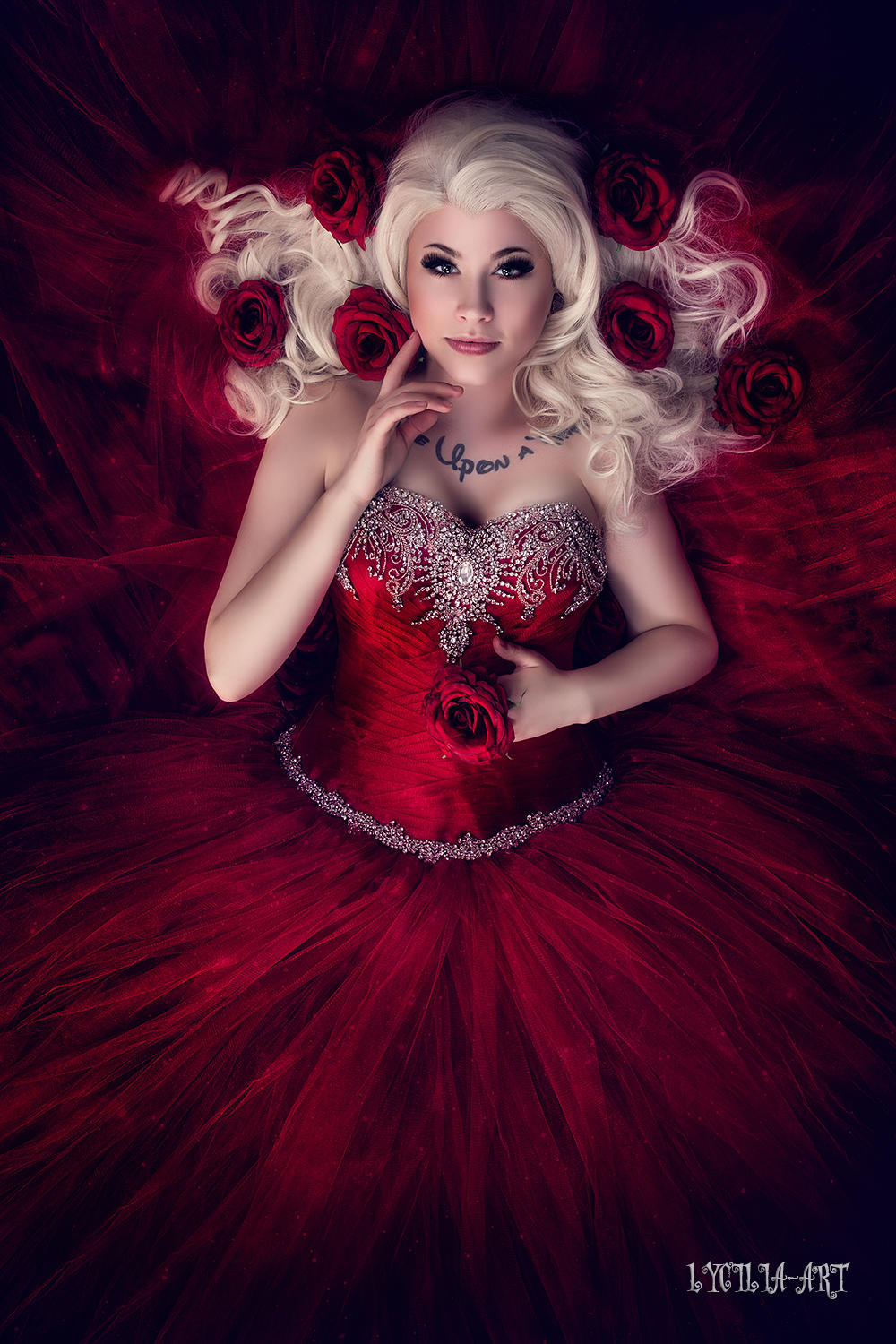 Lady in red by Lycilia