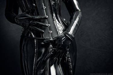 latex inermiss 887 by MichalTokarczuk