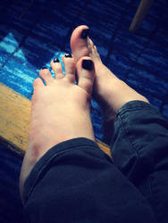 Pa restaurangen 2 by Foxy-Feet