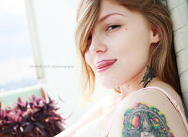 Bright, sunshiny day by Vivaru