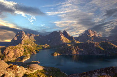Lofot Alps by steinliland