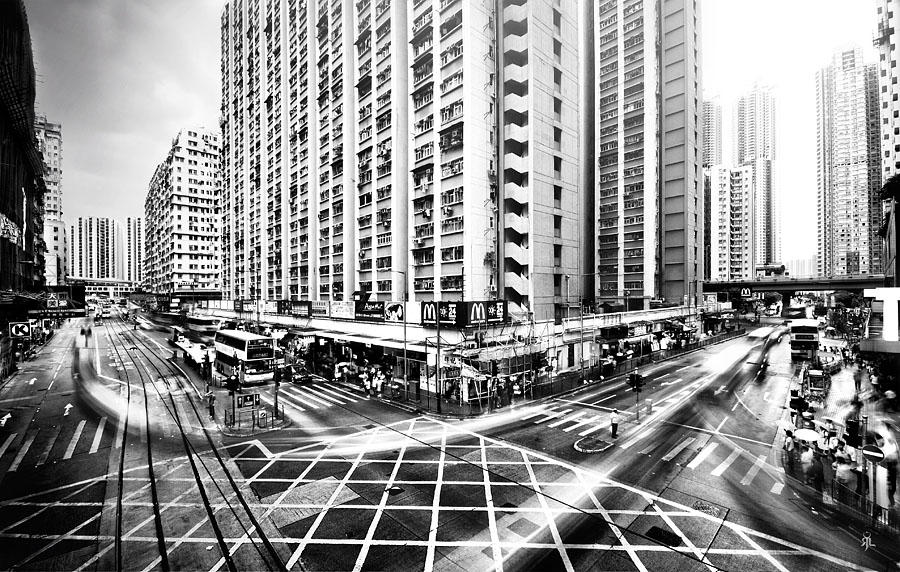 Hong Kong crossing by romainjl