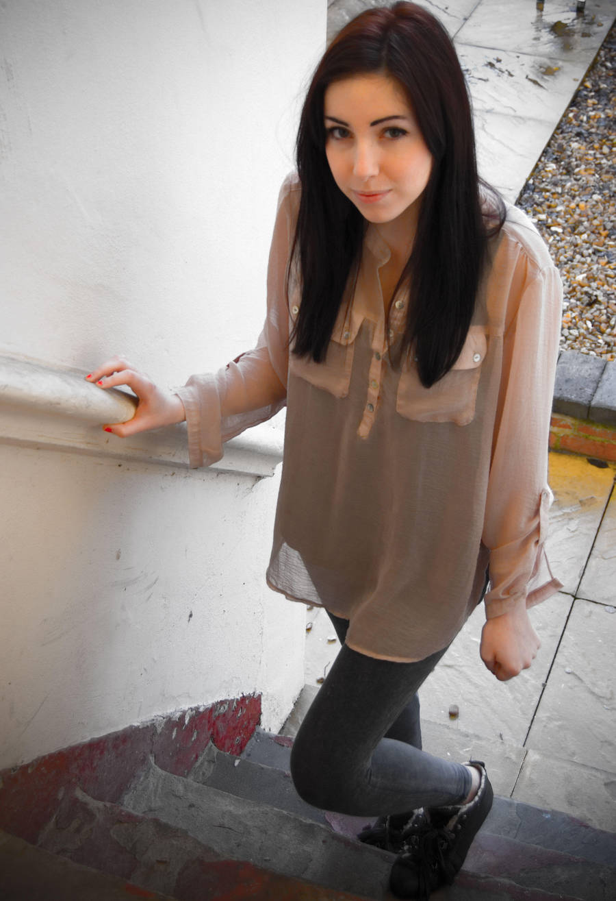 Portrait on the Stairs by LaleniaStar