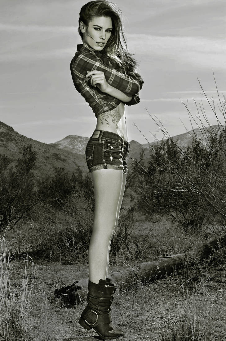 Wide Eyes by LaurenCalaway